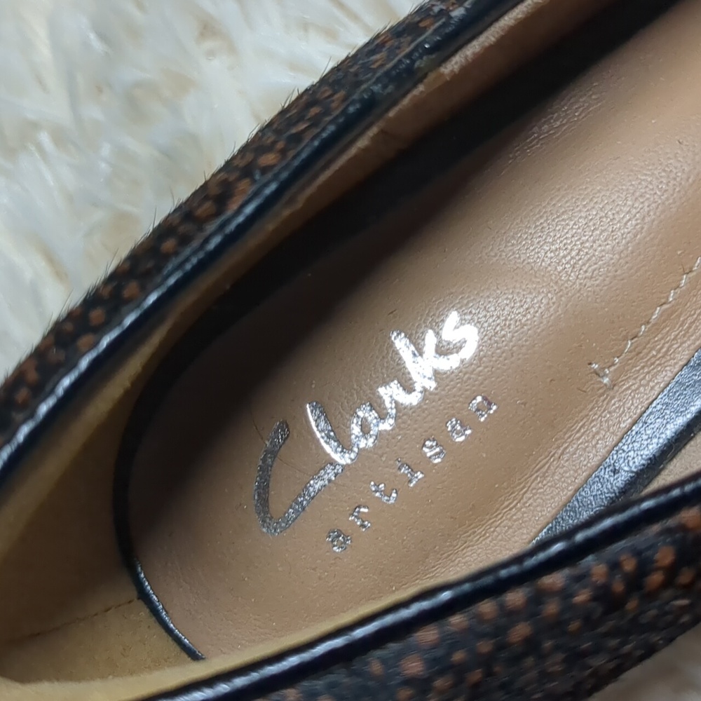 Clarks Artisan Leopard Calf Hair Animal Print Heels Pumps Leather Hair Size 7.5 - Picture 5 of 12
